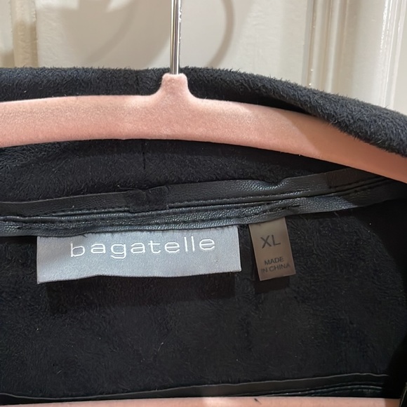 Good condition faux leather jacket - Picture 4 of 6